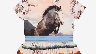 Nová móda pre dievčatá.